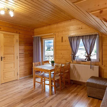 Kudowskie Chatynki Caloroczne Mini Zoo