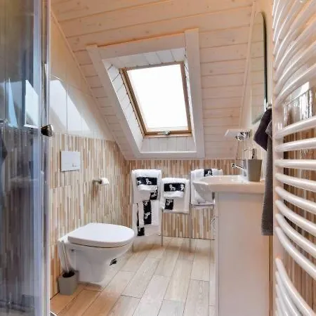 Kudowskie Chatynki Caloroczne Mini Zoo شقة