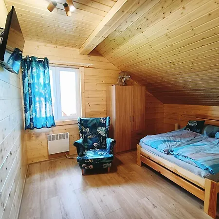 Kudowskie Chatynki Caloroczne Mini Zoo * كودوفا- زدروي