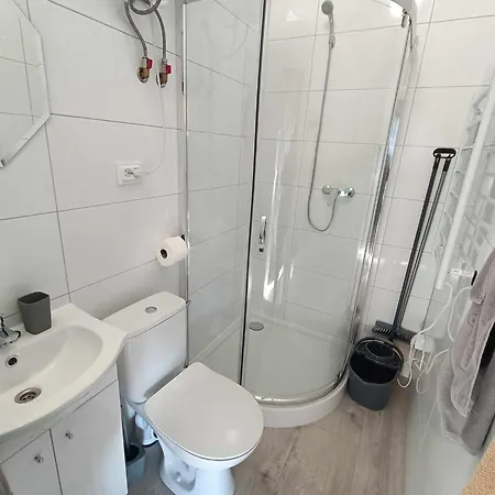 Kudowskie Chatynki Caloroczne Mini Zoo شقة كودوفا- زدروي