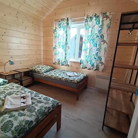 Kudowskie Chatynki Caloroczne Mini Zoo Kudowa Zdroj