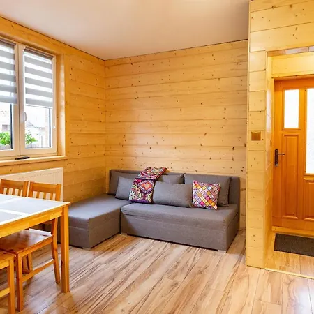 Kudowskie Chatynki Caloroczne Mini Zoo * كودوفا- زدروي