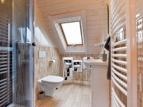 Kudowskie Chatynki Caloroczne Mini Zoo Appartamento