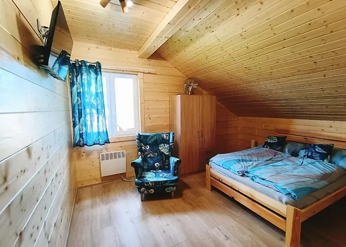 Kudowskie Chatynki Caloroczne Mini Zoo * Kudowa-Zdrój