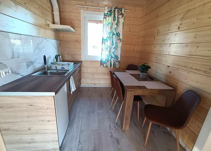 Appartamento Kudowskie Chatynki Caloroczne Mini Zoo Kudowa-Zdrój